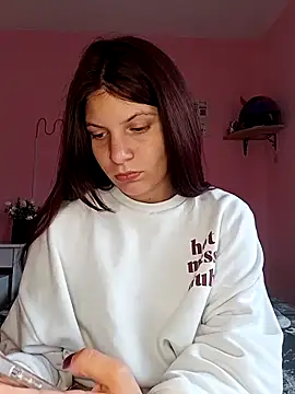 MeCherryy online show from 09-28-25, 02:33