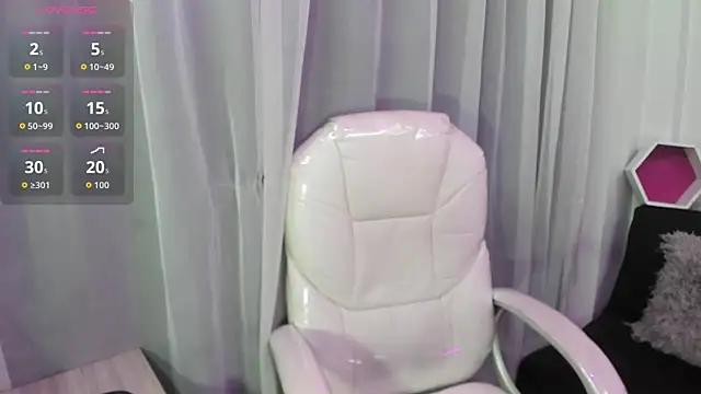 Pretty Johnson  online show from 02-28-26, 11:33