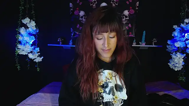 Hairydoll  online show from 10-17-25, 09:17