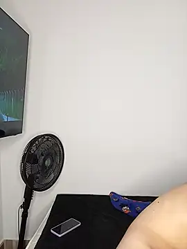 Snapshot of Saul_yei chatting on 10-14-25, 05:52 Saul yei online show from 10-14-25, 05:52