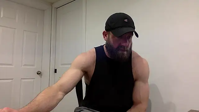 Snapshot of clarkefit chatting on 03-22-25, 12:57 clarkefit online show from 03-22-25, 12:57