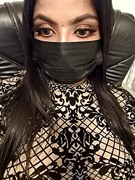 Snapshot of Tamil_hot_whiskey_girl chatting on 10-04-25, 12:41 Tamil hot whiskey girl online show from 10-04-25, 12:41