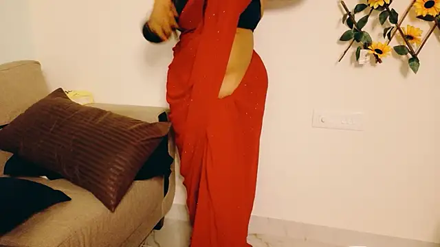 Snapshot of Tamil_hot_whiskey_girl chatting on 05-21-26, 10:33 Tamil hot whiskey girl online show from 05-21-26, 10:33
