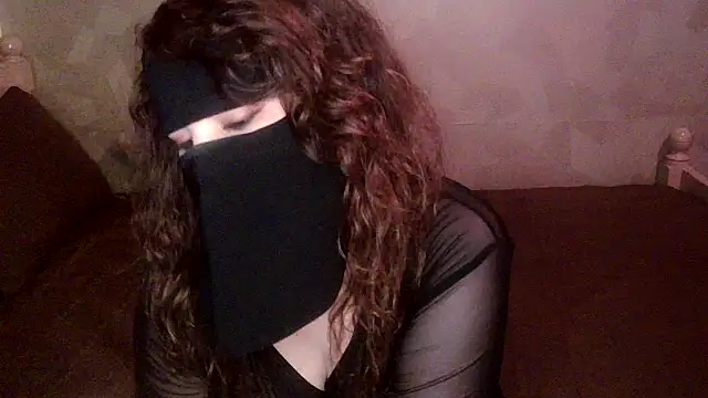 Snapshot of agcouple24plus chatting on 05-18-26, 10:48 agcouple24plus online show from 05-18-26, 10:48