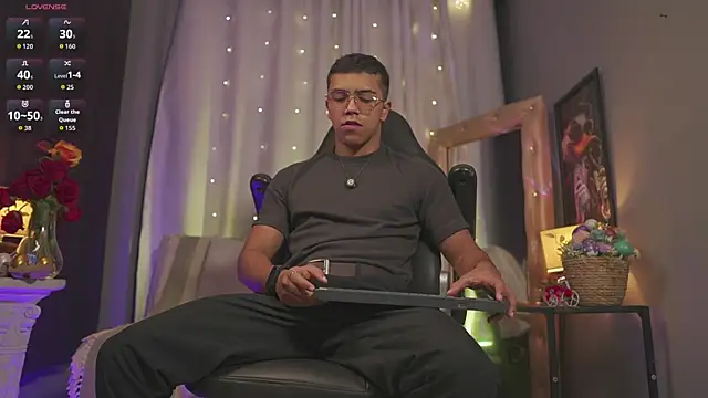 Colstorw  online show from 03-28-26, 10:04