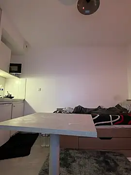 Renoirmonter online show from 04-09-26, 10:37