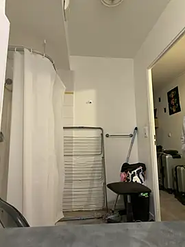 Renoirmonter online show from 06-11-26, 03:32