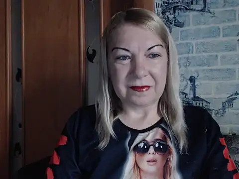 Lillia Ray online show from 05-13-26, 07:06