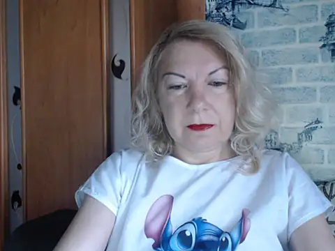 Lillia Ray online show from 05-28-26, 06:21