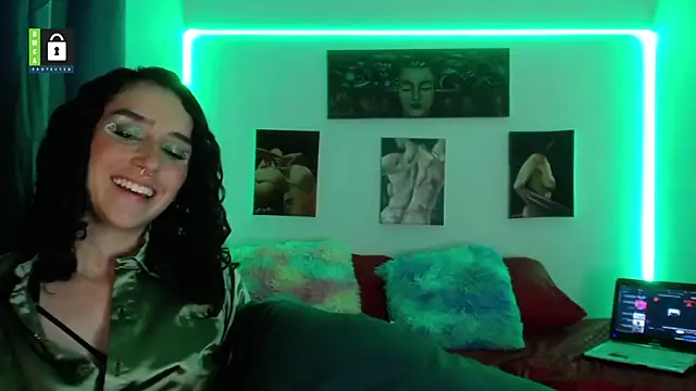 Snapshot of TwinFlamesX chatting on 03-17-25, 04:54 TwinFlamesX online show from 03-17-25, 04:54