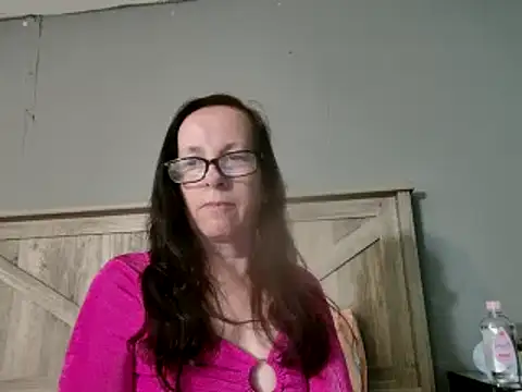 Snapshot of peachgoddess chatting on 03-23-25, 02:48 peachgoddess online show from 03-23-25, 02:48