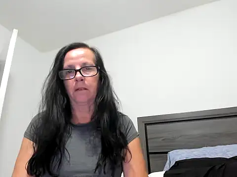 Snapshot of peachgoddess chatting on 10-06-25, 03:15 peachgoddess online show from 10-06-25, 03:15