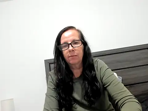 Snapshot of peachgoddess chatting on 10-19-25, 03:51 peachgoddess online show from 10-19-25, 03:51