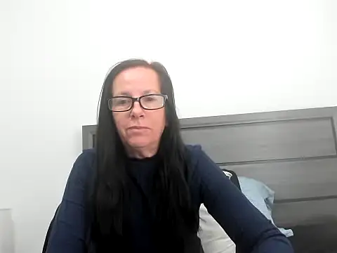 Snapshot of peachgoddess chatting on 11-09-25, 01:42 peachgoddess online show from 11-09-25, 01:42