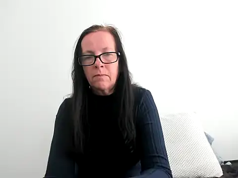 Snapshot of peachgoddess chatting on 01-17-26, 04:11 peachgoddess online show from 01-17-26, 04:11