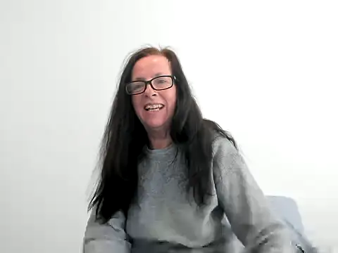 Snapshot of peachgoddess chatting on 03-05-26, 01:40 peachgoddess online show from 03-05-26, 01:40