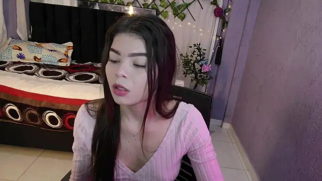 Snapshot of sweet_c4ndy chatting on 10-07-25, 02:25 sweet c4ndy online show from 10-07-25, 02:25