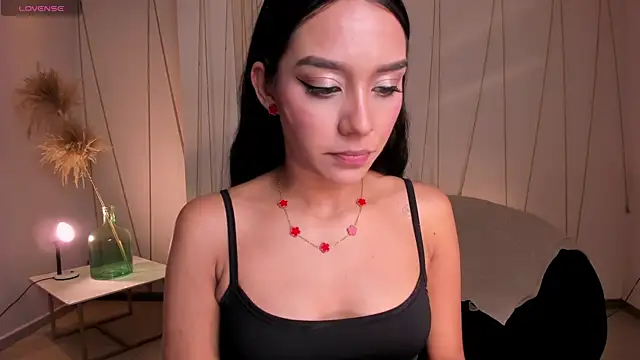 AmaliaCrus online show from 06-23-26, 08:07