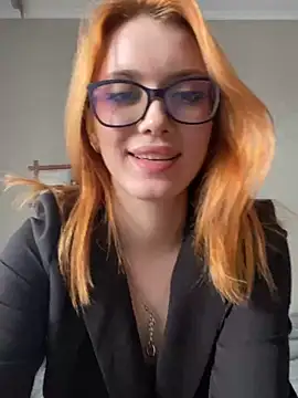 Snapshot of maar_tina chatting on 03-14-25, 01:24 maar tina online show from 03-14-25, 01:24