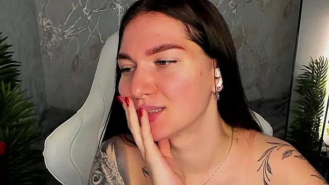 babyisperfect online show from 06-12-26, 01:37