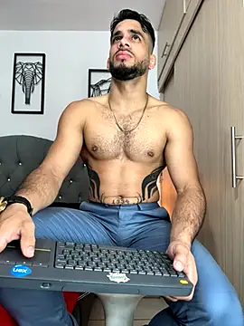 Maximiliano ford online show from 10-03-25, 10:34