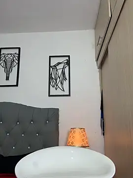 Maximiliano ford online show from 10-28-25, 10:19