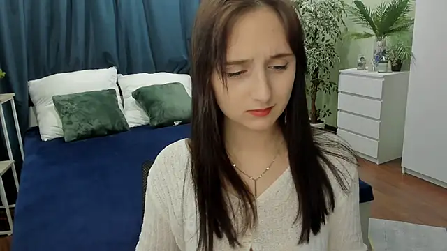 JulietMonli online show from 10-01-25, 03:23