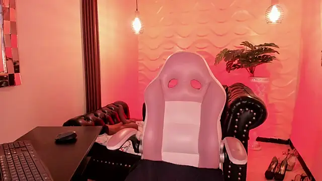 loress ass mature online show from 12-01-25, 11:37