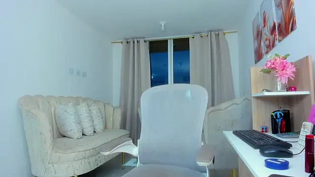 karol f00x online show from 02-03-26, 11:15