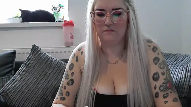 Sizzling Indie36 online show from 09-30-25, 09:36