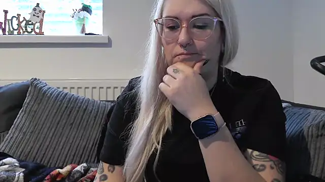 Sizzling Indie36 online show from 10-15-25, 11:21