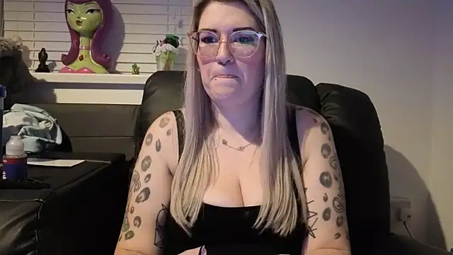 Sizzling Indie36 online show from 02-05-26, 08:57