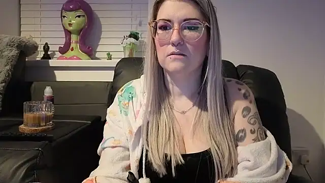 Sizzling Indie36 online show from 02-06-26, 09:07