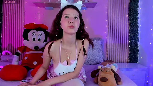 Sophie joyy online show from 12-14-25, 04:18