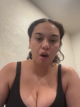 hoesluvcedes online show from 06-10-26, 10:25