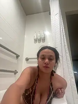 hoesluvcedes online show from 07-10-26, 10:12