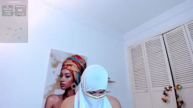 Layla arabelle online show from 11-08-25, 07:45