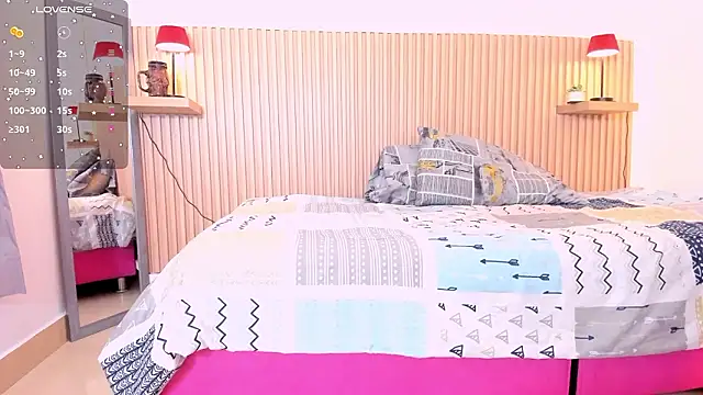 Layla arabelle online show from 03-18-26, 08:01