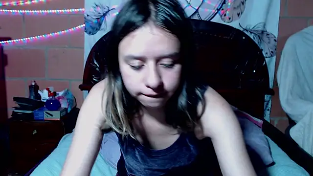 Snapshot of Sukychan_ chatting on 03-17-25, 10:28 Sukychan online show from 03-17-25, 10:28