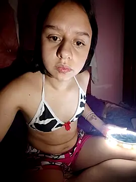 Snapshot of Sukychan_ chatting on 10-06-25, 08:23 Sukychan online show from 10-06-25, 08:23