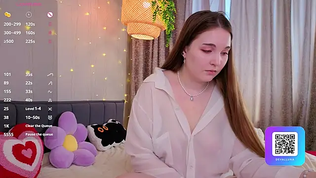 ConstanceHelms online show from 04-11-26, 05:12