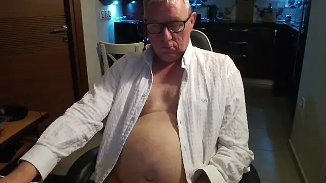 JamesBauer online show from 03-03-26, 04:51