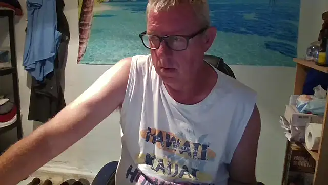 JamesBauer online show from 06-05-26, 04:41