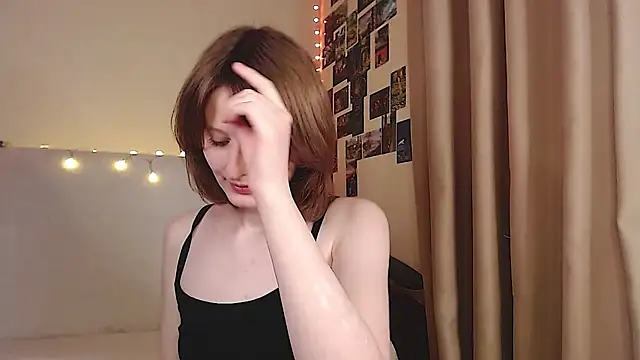 c0ralynx online show from 10-10-25, 08:13