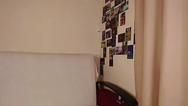 c0ralynx online show from 11-12-25, 10:09