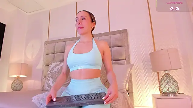 laurencarter1 online show from 11-08-25, 03:29