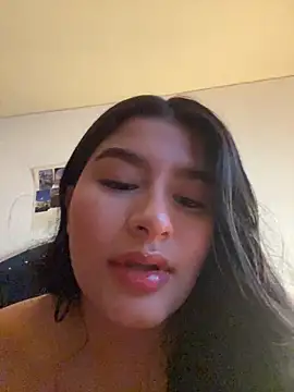 Snapshot of andrea_gomes_ chatting on 05-18-26, 07:14 andrea gomes online show from 05-18-26, 07:14