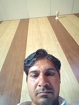 Snapshot of johnny8731 chatting on 05-09-26, 06:07 johnny8731 online show from 05-09-26, 06:07