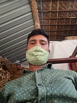 hot integer online show from 10-01-25, 07:47