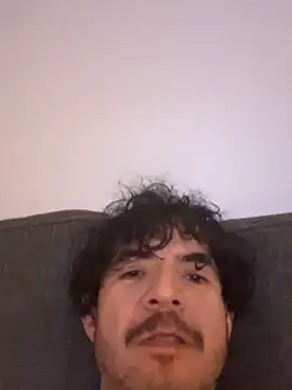 VicS119717 online show from 03-19-25, 02:02